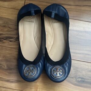 Tory Burch Women's Dark Blue Leather Flats